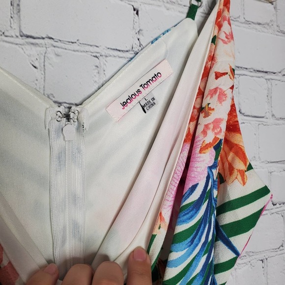 Jealous Tomato Floral Printed Jumpsuit SIZE L - Picture 6 of 7